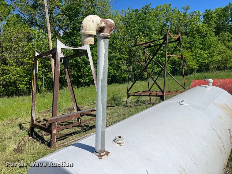 image for item LD9532 Fuel tank