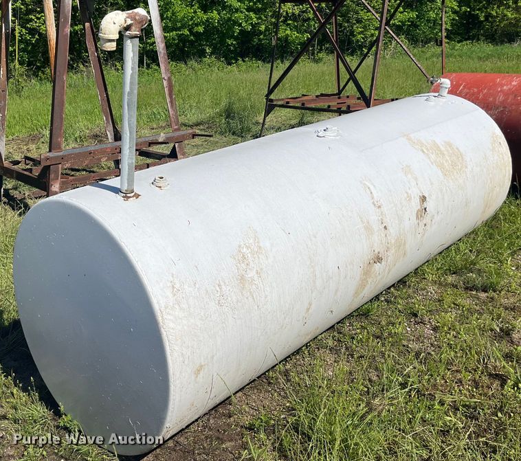 image for item LD9532 Fuel tank