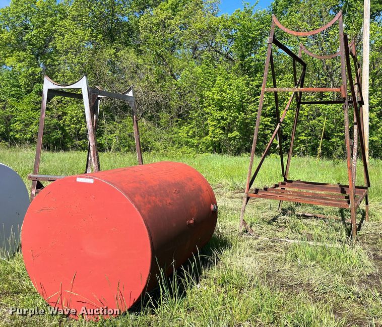 image for item LD9533 Fuel tank