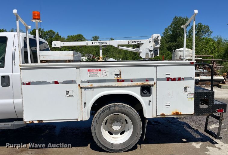 image for item LD9536 2008 Ford  F550 Super Duty XL utility / service truck