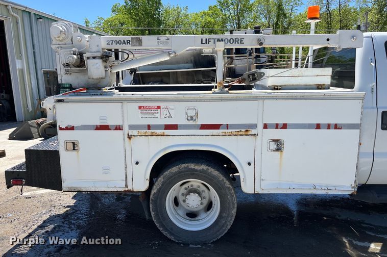 image for item LD9536 2008 Ford  F550 Super Duty XL utility / service truck