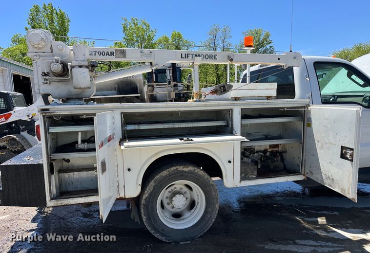 image for item LD9536 2008 Ford  F550 Super Duty XL utility / service truck