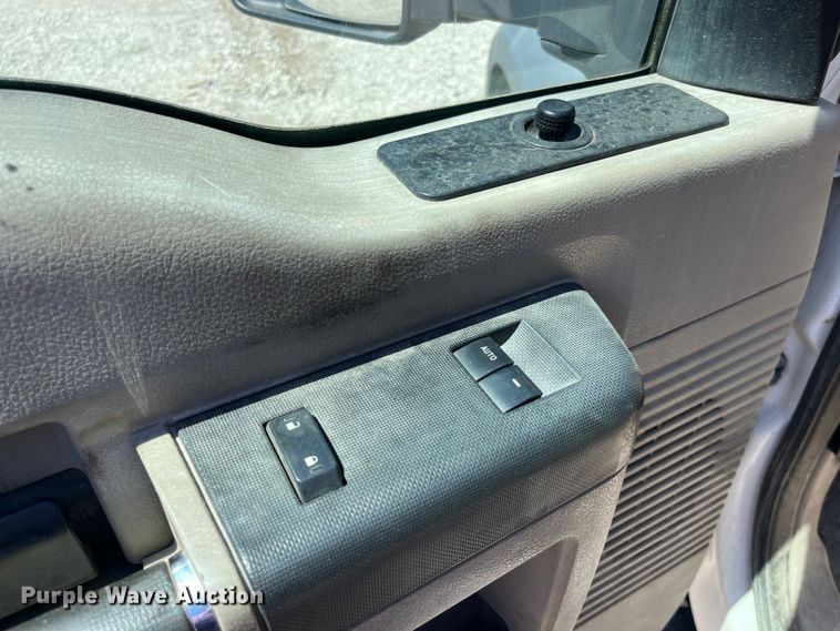 image for item LD9536 2008 Ford  F550 Super Duty XL utility / service truck