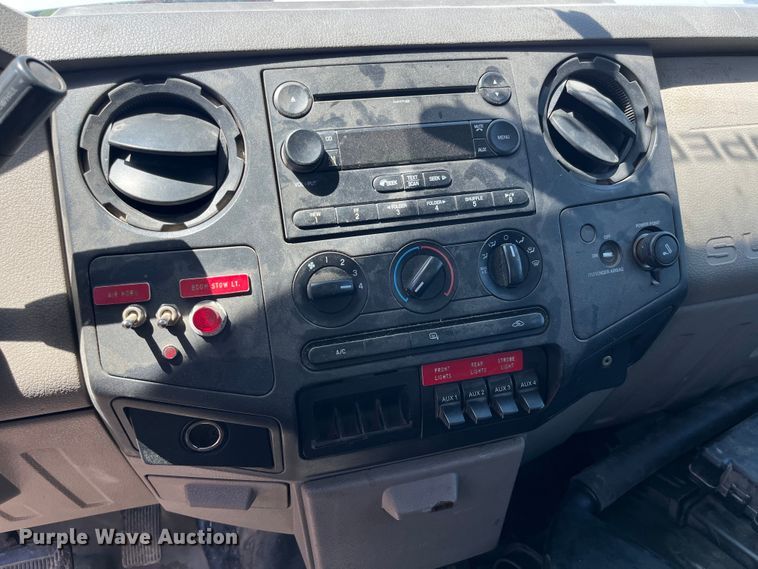 image for item LD9536 2008 Ford  F550 Super Duty XL utility / service truck