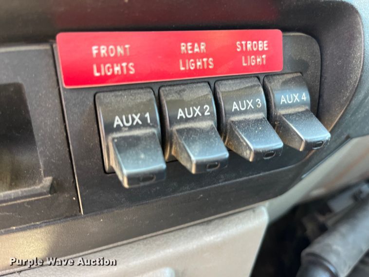 image for item LD9536 2008 Ford  F550 Super Duty XL utility / service truck