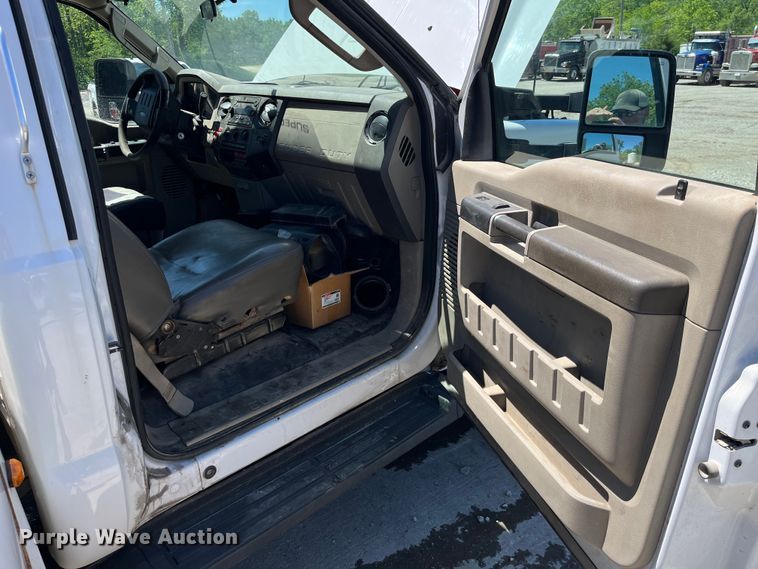 image for item LD9536 2008 Ford  F550 Super Duty XL utility / service truck