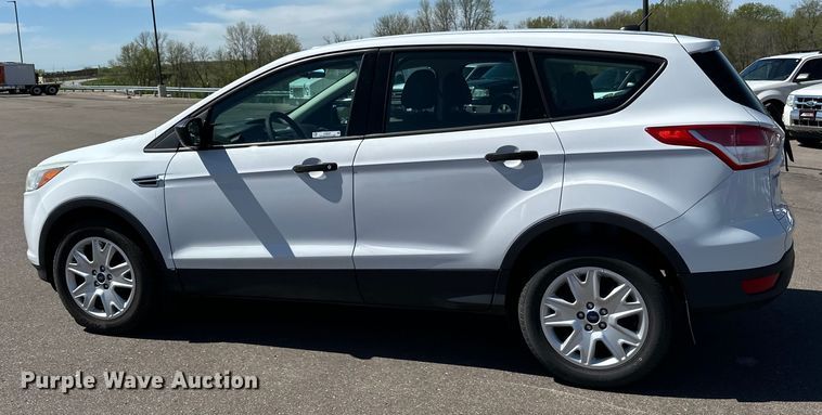 image for item LR9327 2013 Ford Escape  SUV