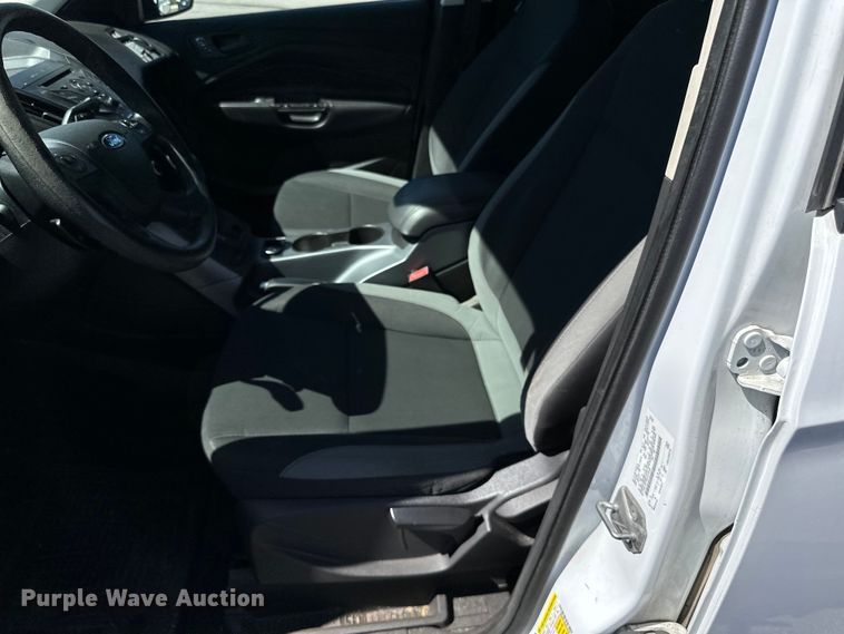 image for item LR9327 2013 Ford Escape  SUV