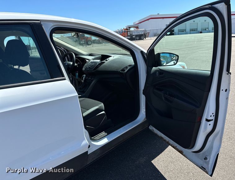 image for item LR9327 2013 Ford Escape  SUV