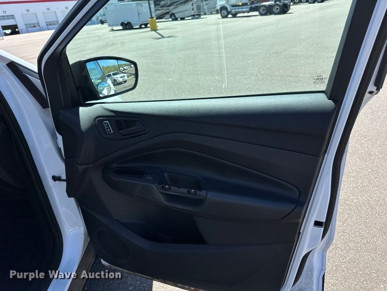 image for item LR9327 2013 Ford Escape  SUV