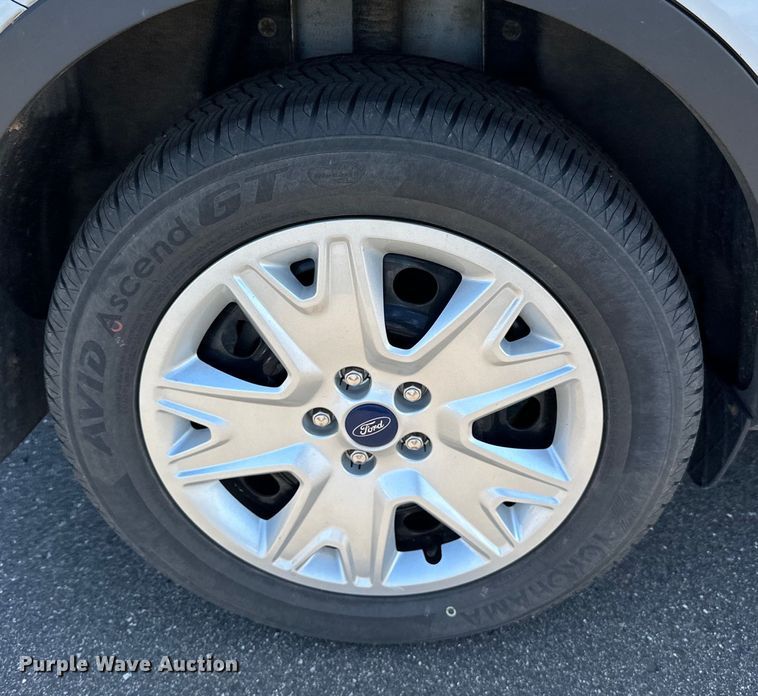 image for item LR9327 2013 Ford Escape  SUV