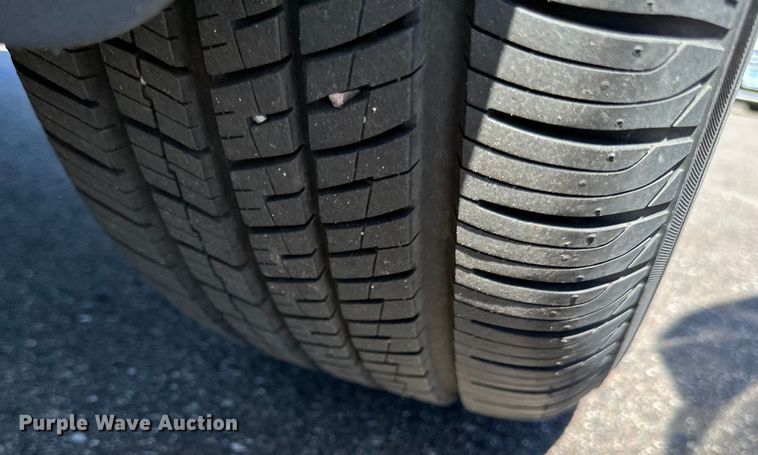 image for item LR9327 2013 Ford Escape  SUV