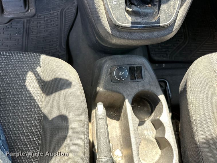 image for item LR9328 2014 Ford  Transit connect van