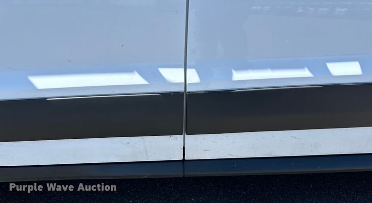 image for item LR9329 2015 Ford  Transit connect  van