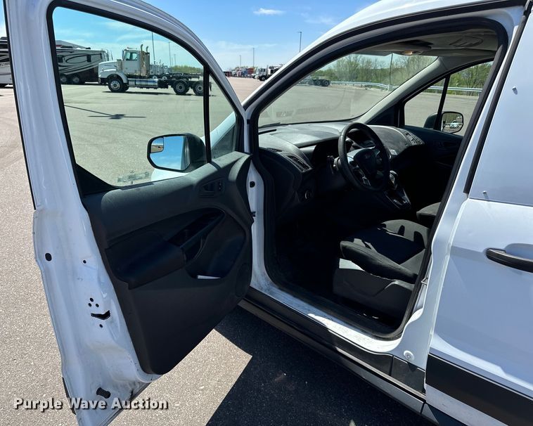 image for item LR9329 2015 Ford  Transit connect  van