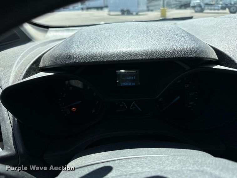 image for item LR9329 2015 Ford  Transit connect  van