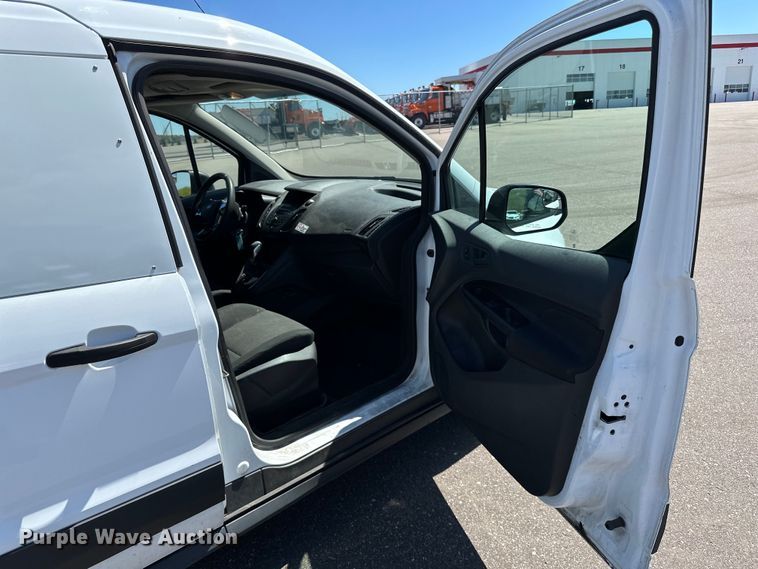 image for item LR9329 2015 Ford  Transit connect  van