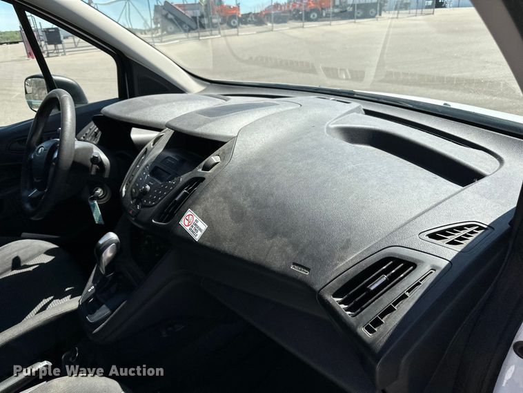 image for item LR9329 2015 Ford  Transit connect  van