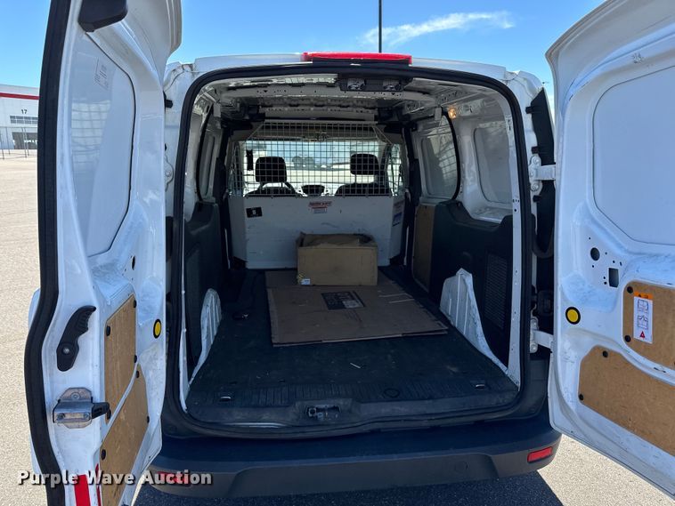 image for item LR9329 2015 Ford  Transit connect  van