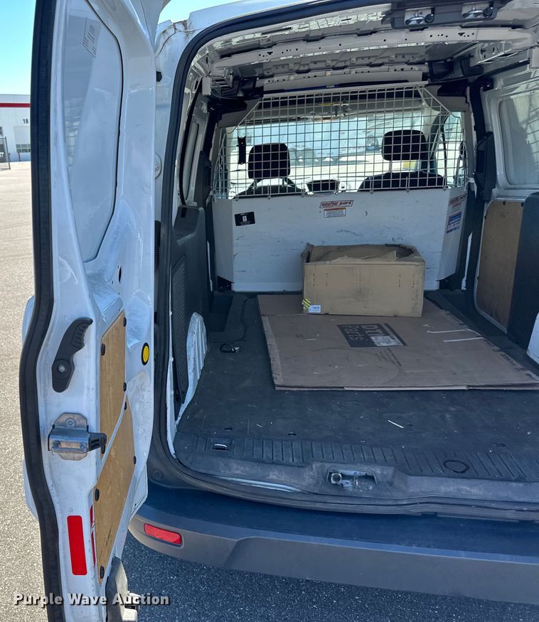 image for item LR9329 2015 Ford  Transit connect  van