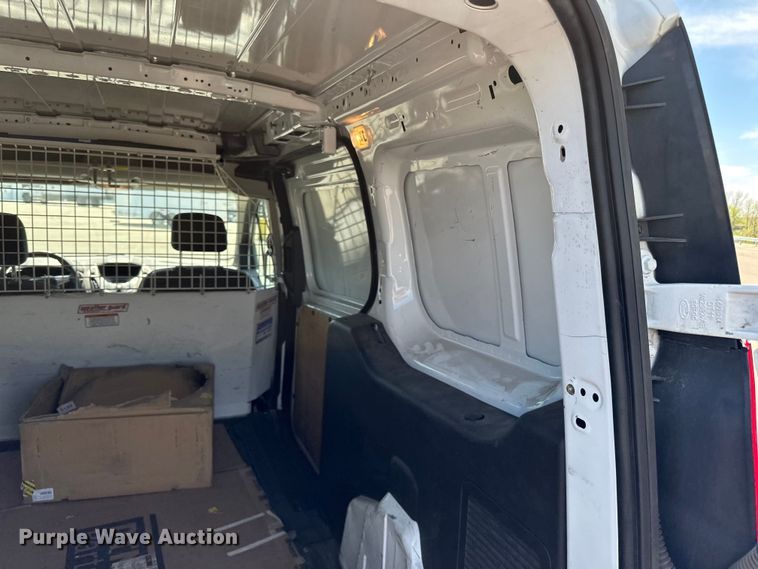 image for item LR9329 2015 Ford  Transit connect  van