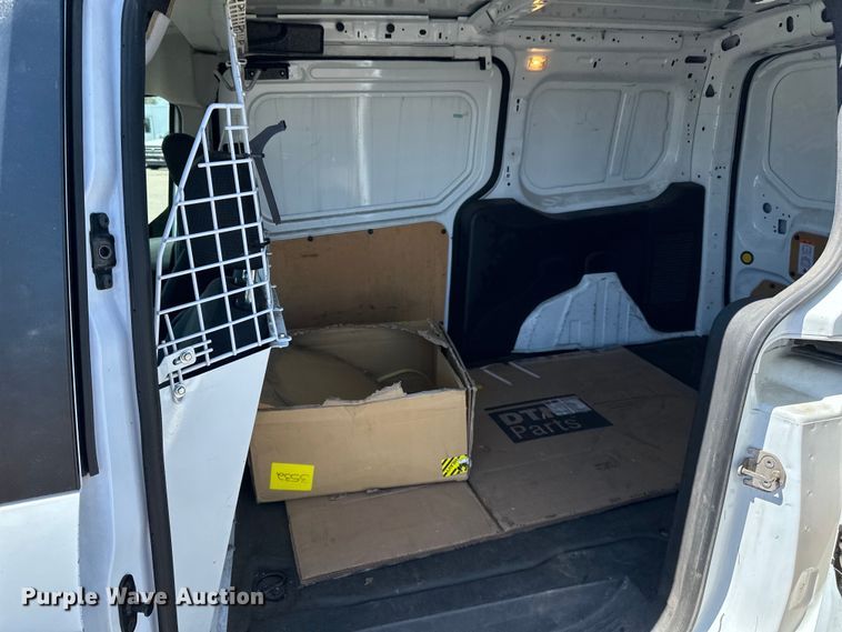 image for item LR9329 2015 Ford  Transit connect  van
