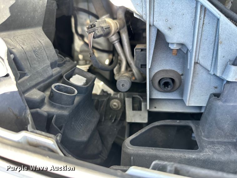 image for item LR9329 2015 Ford  Transit connect  van