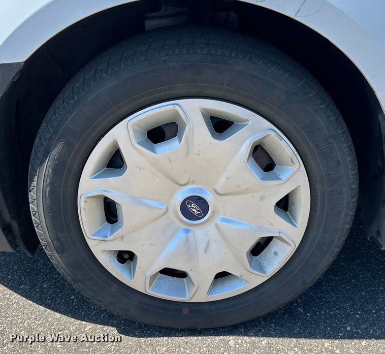 image for item LR9329 2015 Ford  Transit connect  van