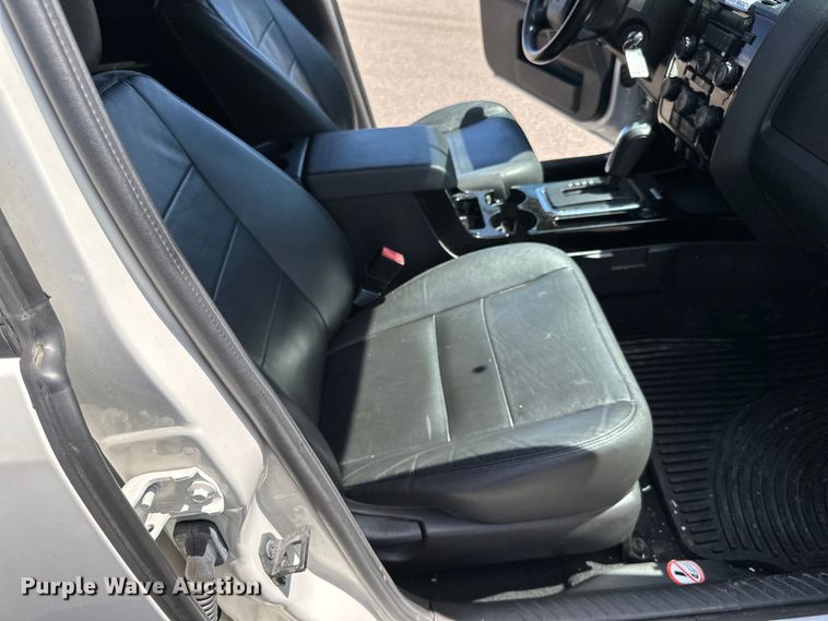 image for item LR9330 2012 Ford  Escape  