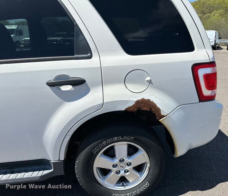 image for item LR9331 2012 Ford Escape  