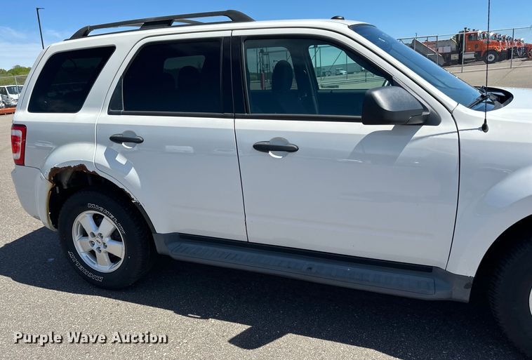 image for item LR9331 2012 Ford Escape  