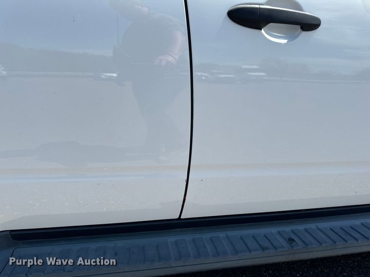 image for item LR9331 2012 Ford Escape  