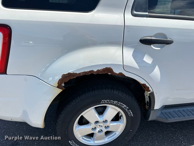 image for item LR9331 2012 Ford Escape  