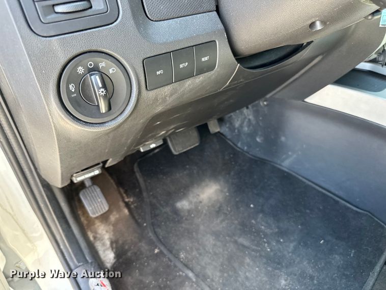 image for item LR9331 2012 Ford Escape  