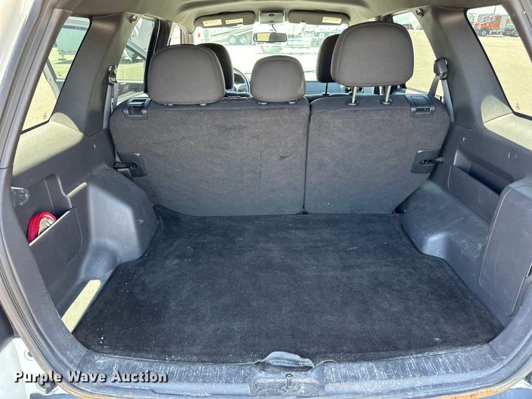 image for item LR9331 2012 Ford Escape  