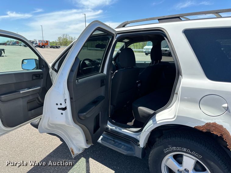 image for item LR9331 2012 Ford Escape  