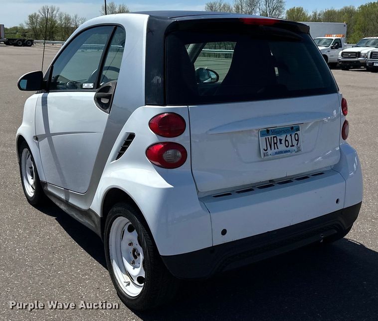 image for item LR9332 2013 Smart 