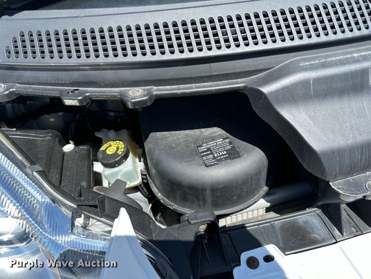 image for item LR9332 2013 Smart 