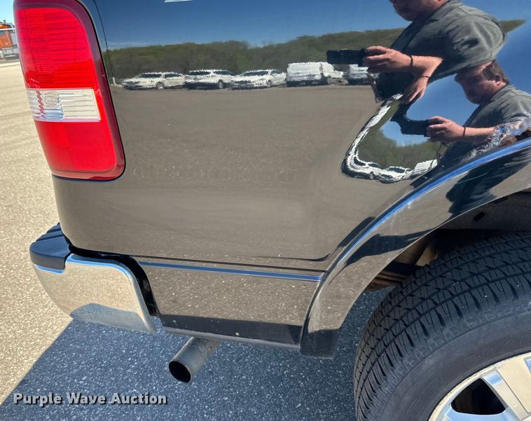 image for item LR9333 2008 Ford  F150 SuperCrew pickup truck