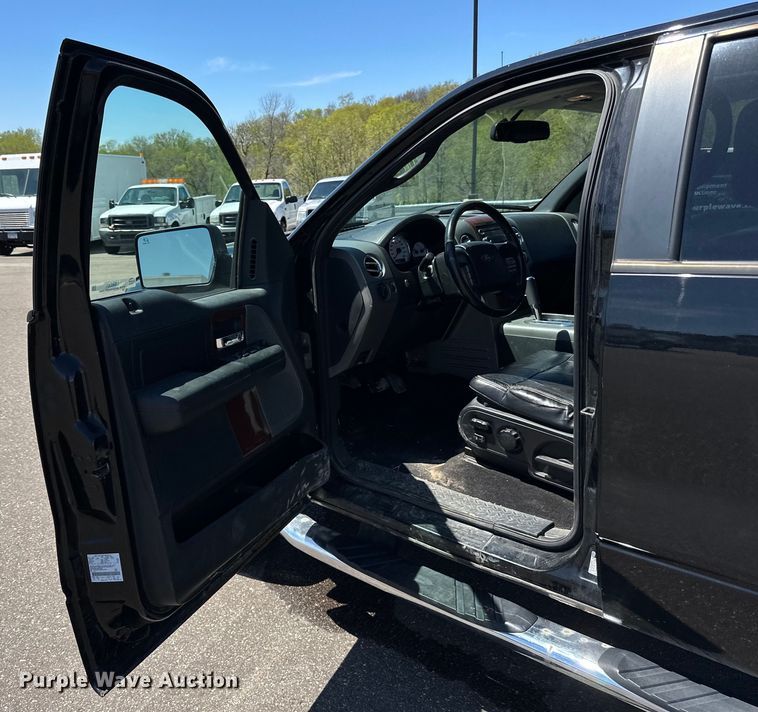 image for item LR9333 2008 Ford  F150 SuperCrew pickup truck