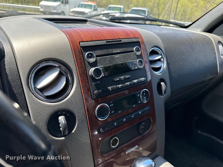 image for item LR9333 2008 Ford  F150 SuperCrew pickup truck