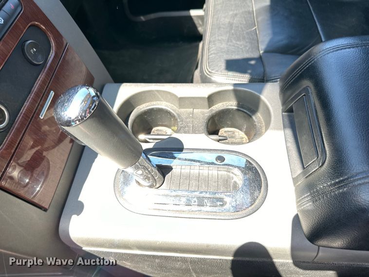 image for item LR9333 2008 Ford  F150 SuperCrew pickup truck