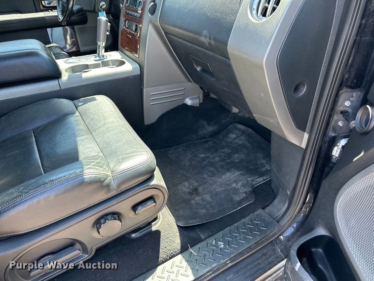 image for item LR9333 2008 Ford  F150 SuperCrew pickup truck