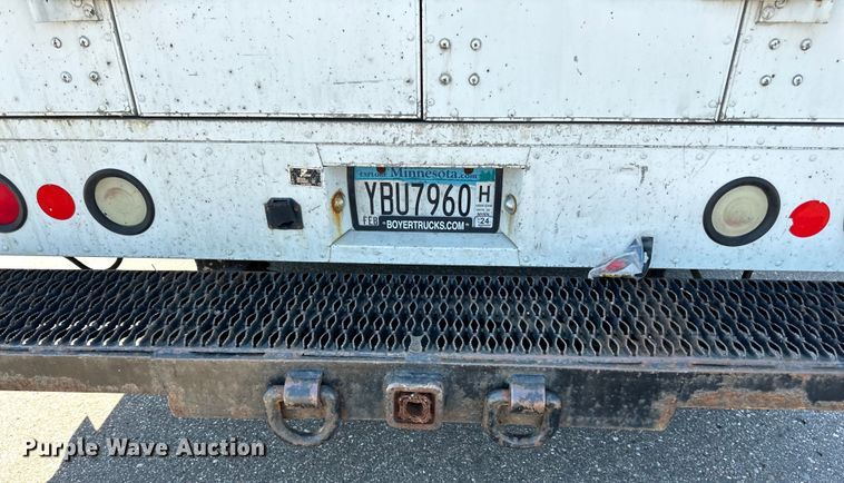 image for item LR9337 2008 Utilimaster delivery truck