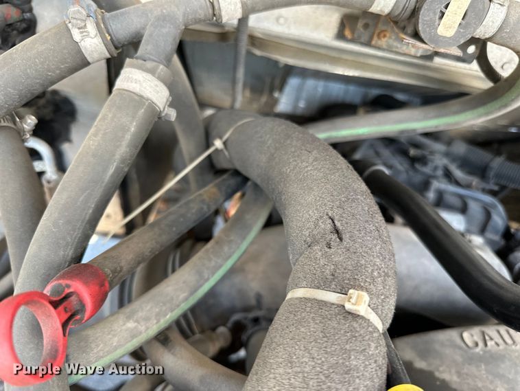 image for item LR9337 2008 Utilimaster delivery truck