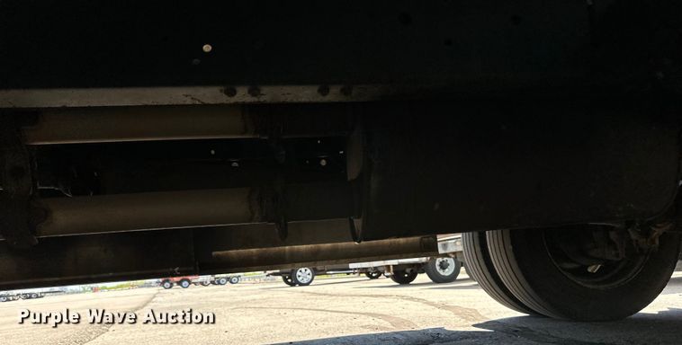 image for item LR9337 2008 Utilimaster delivery truck