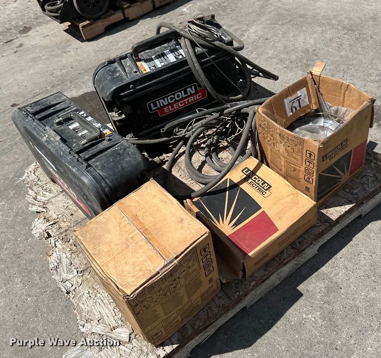 image for item LR9353 (2) Lincoln electric LN-25 pro welders