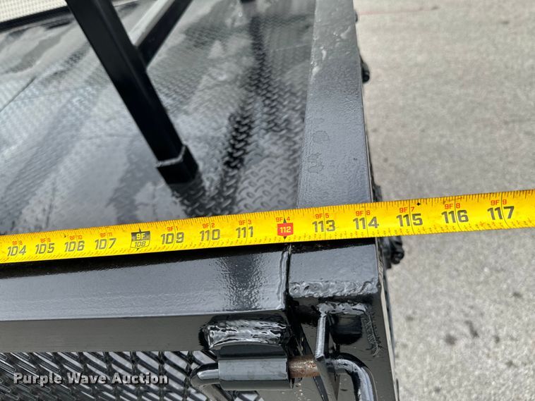 image for item ND9319 2017 Ford F350 Super Duty XL flatbed pickup truck