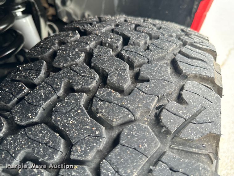 image for item ND9319 2017 Ford F350 Super Duty XL flatbed pickup truck