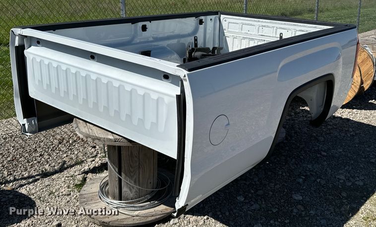 image for item ND9322 GMC Sierra truck bed